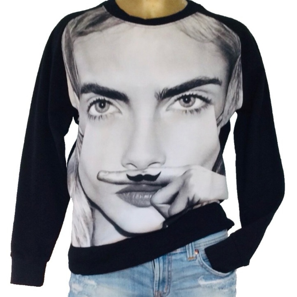 ELEVEN PARIS NWT Cara Delavingne SWEATSHIRT XS